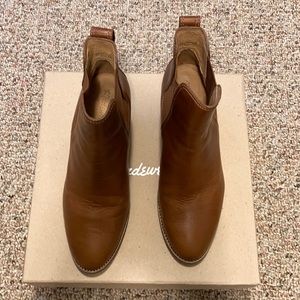 Madewell heeled Chelsea boot